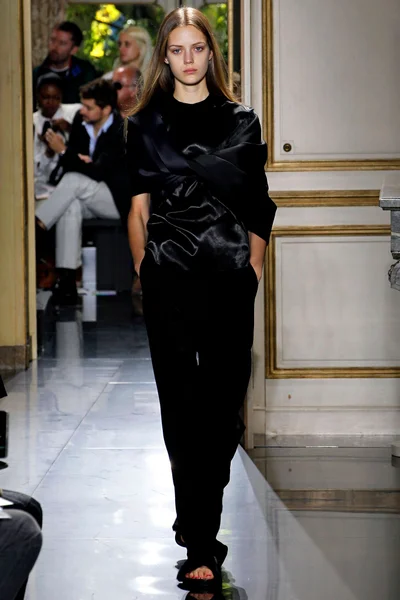 Look 6